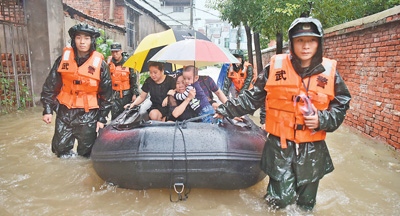 强降雨持续抢险救灾有力开展（统筹做好疫情防控和防汛救灾工作）